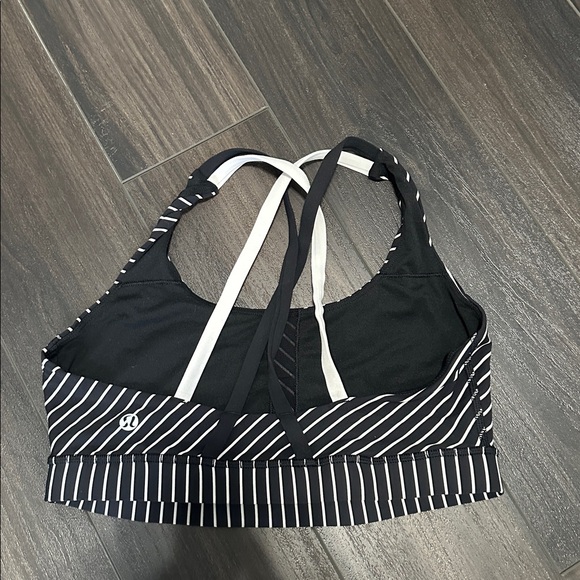 Lululemon Energy Bra, Parallel Stripe Black White / Black - Size 8 - Picture 2 of 5